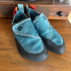 Black diamond kids climbing shoes